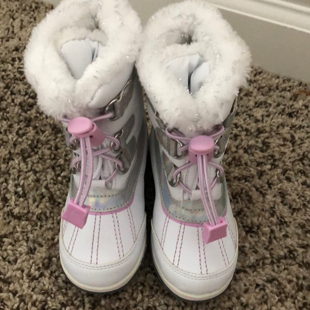 Totes Snow Boots